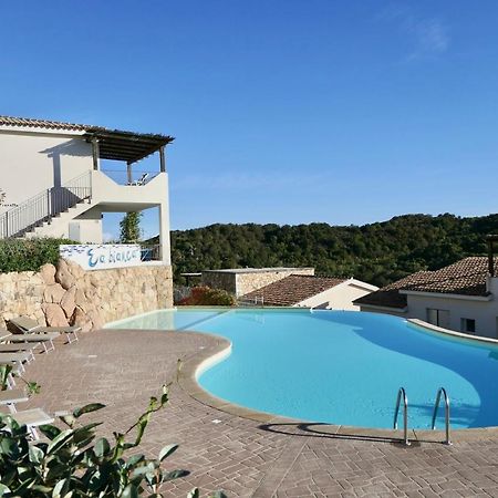 Residence Con Piscina A 4 Km Da Baja Sardinia Cala Bitta Экстерьер фото